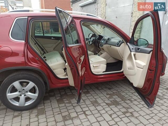 Красный Фольксваген Тигуан, объемом двигателя 1.98 л и пробегом 270 тыс. км за 9000 $, фото 17 на Automoto.ua