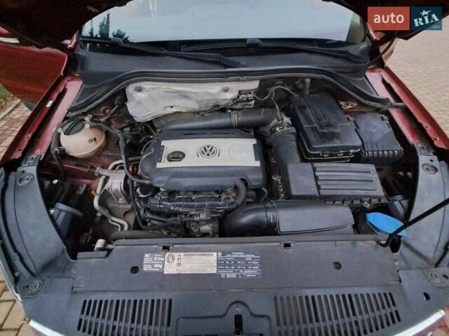 Красный Фольксваген Тигуан, объемом двигателя 1.98 л и пробегом 196 тыс. км за 9500 $, фото 7 на Automoto.ua