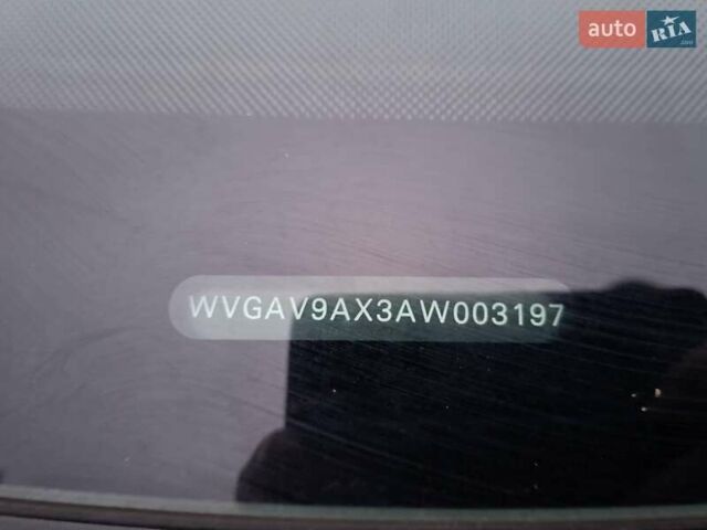 Красный Фольксваген Тигуан, объемом двигателя 1.98 л и пробегом 196 тыс. км за 9500 $, фото 16 на Automoto.ua