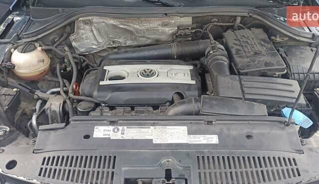 Червоний Фольксваген Тігуан, об'ємом двигуна 1.98 л та пробігом 182 тис. км за 12000 $, фото 18 на Automoto.ua