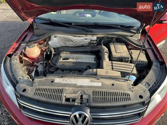 Красный Фольксваген Тигуан, объемом двигателя 1.98 л и пробегом 265 тыс. км за 9990 $, фото 11 на Automoto.ua