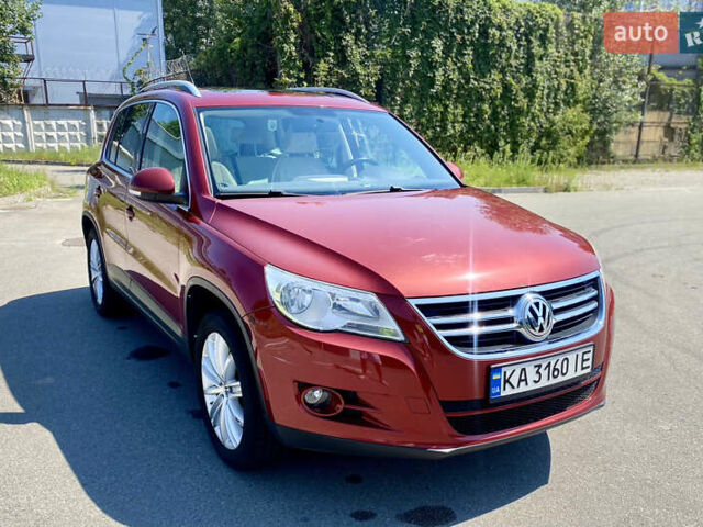 Красный Фольксваген Тигуан, объемом двигателя 1.98 л и пробегом 270 тыс. км за 10800 $, фото 5 на Automoto.ua