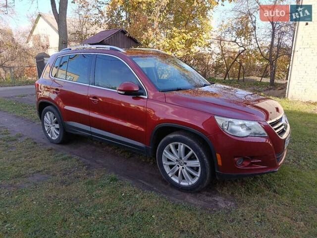 Красный Фольксваген Тигуан, объемом двигателя 1.98 л и пробегом 497 тыс. км за 9000 $, фото 16 на Automoto.ua