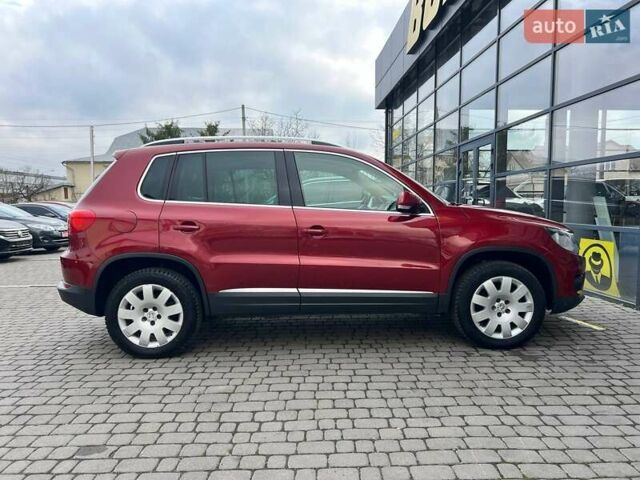 Красный Фольксваген Тигуан, объемом двигателя 1.98 л и пробегом 120 тыс. км за 11800 $, фото 7 на Automoto.ua