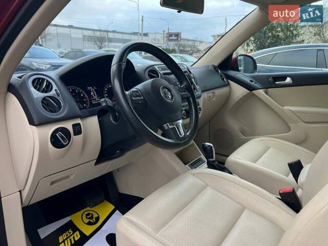Красный Фольксваген Тигуан, объемом двигателя 1.98 л и пробегом 120 тыс. км за 11800 $, фото 10 на Automoto.ua
