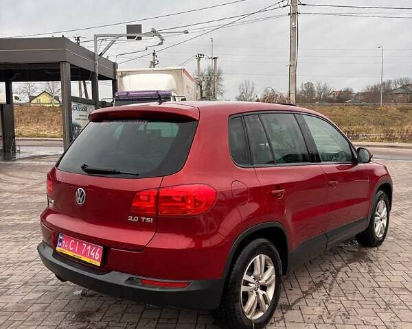 Красный Фольксваген Тигуан, объемом двигателя 2 л и пробегом 198 тыс. км за 8999 $, фото 3 на Automoto.ua