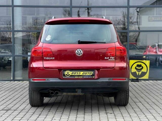 Червоний Фольксваген Тігуан, об'ємом двигуна 2 л та пробігом 120 тис. км за 11800 $, фото 5 на Automoto.ua