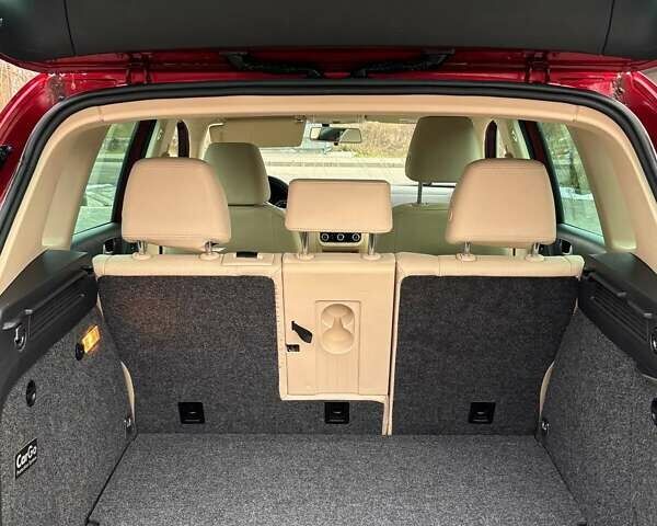 Красный Фольксваген Тигуан, объемом двигателя 2 л и пробегом 198 тыс. км за 8999 $, фото 6 на Automoto.ua