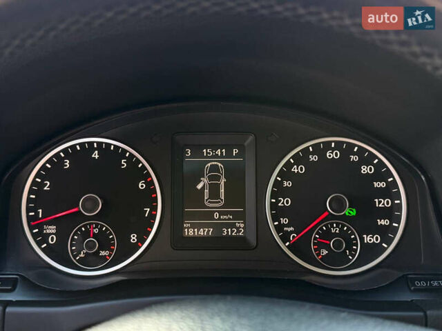 Красный Фольксваген Тигуан, объемом двигателя 1.98 л и пробегом 181 тыс. км за 12200 $, фото 22 на Automoto.ua