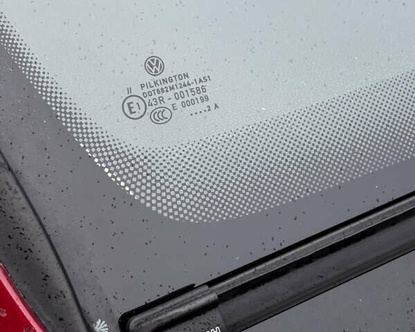 Красный Фольксваген Тигуан, объемом двигателя 1.98 л и пробегом 224 тыс. км за 11500 $, фото 24 на Automoto.ua