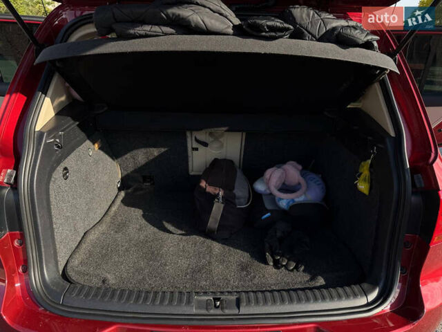 Красный Фольксваген Тигуан, объемом двигателя 1.98 л и пробегом 181 тыс. км за 12200 $, фото 20 на Automoto.ua