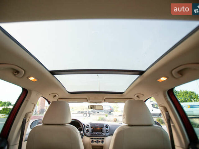 Красный Фольксваген Тигуан, объемом двигателя 1.98 л и пробегом 159 тыс. км за 13300 $, фото 25 на Automoto.ua