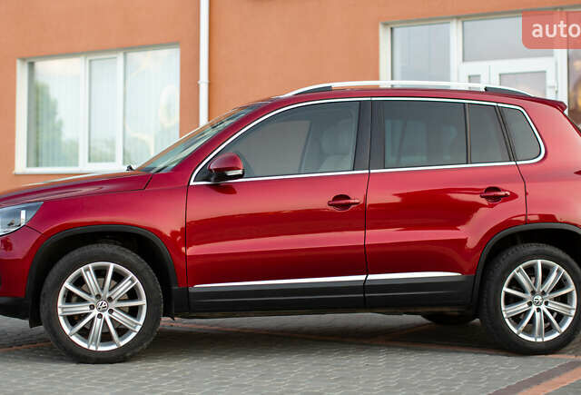Красный Фольксваген Тигуан, объемом двигателя 1.98 л и пробегом 159 тыс. км за 13300 $, фото 10 на Automoto.ua