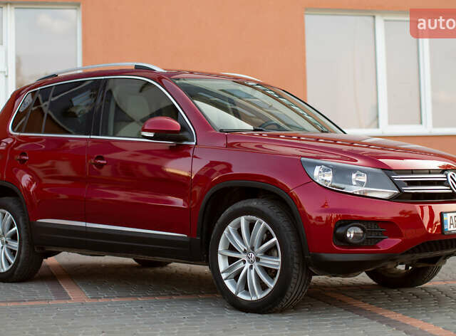 Красный Фольксваген Тигуан, объемом двигателя 1.98 л и пробегом 159 тыс. км за 13300 $, фото 5 на Automoto.ua