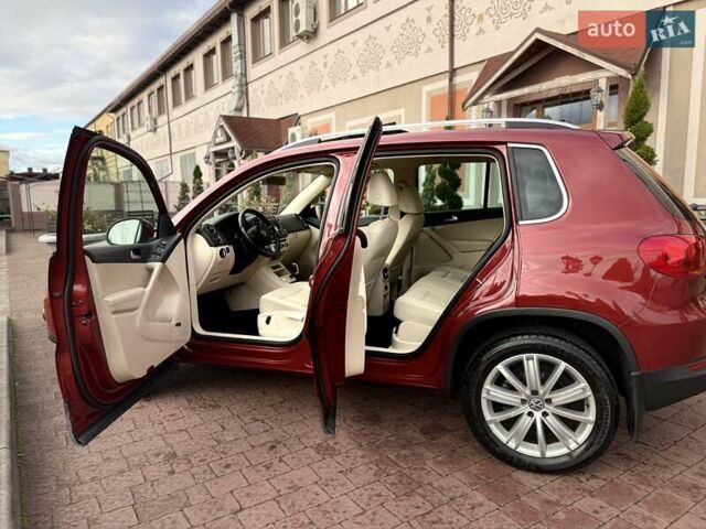 Красный Фольксваген Тигуан, объемом двигателя 1.98 л и пробегом 181 тыс. км за 13499 $, фото 37 на Automoto.ua