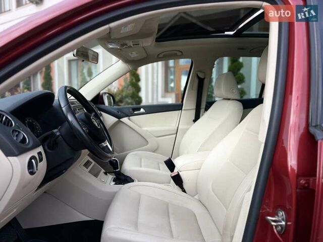 Красный Фольксваген Тигуан, объемом двигателя 1.98 л и пробегом 181 тыс. км за 13499 $, фото 47 на Automoto.ua