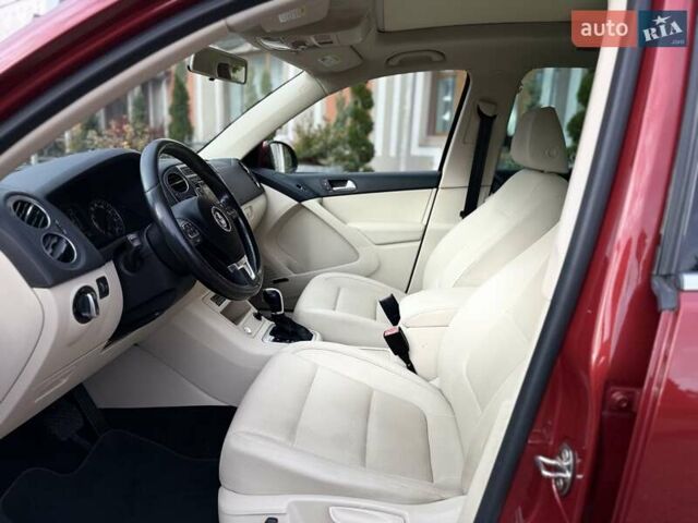 Красный Фольксваген Тигуан, объемом двигателя 1.98 л и пробегом 181 тыс. км за 13499 $, фото 44 на Automoto.ua