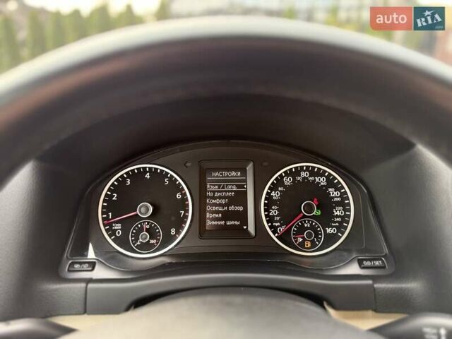 Красный Фольксваген Тигуан, объемом двигателя 1.98 л и пробегом 181 тыс. км за 13499 $, фото 55 на Automoto.ua