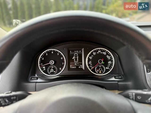 Красный Фольксваген Тигуан, объемом двигателя 1.98 л и пробегом 181 тыс. км за 13499 $, фото 49 на Automoto.ua