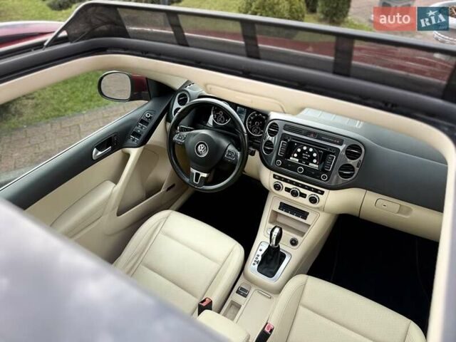 Красный Фольксваген Тигуан, объемом двигателя 1.98 л и пробегом 181 тыс. км за 13499 $, фото 3 на Automoto.ua