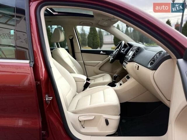 Красный Фольксваген Тигуан, объемом двигателя 1.98 л и пробегом 181 тыс. км за 13499 $, фото 72 на Automoto.ua