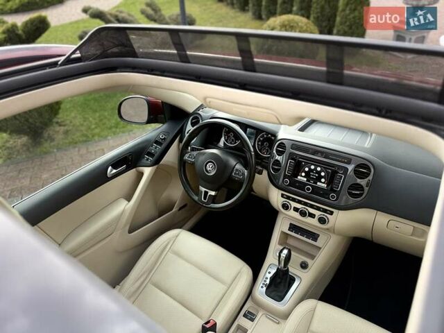 Красный Фольксваген Тигуан, объемом двигателя 1.98 л и пробегом 181 тыс. км за 13499 $, фото 67 на Automoto.ua