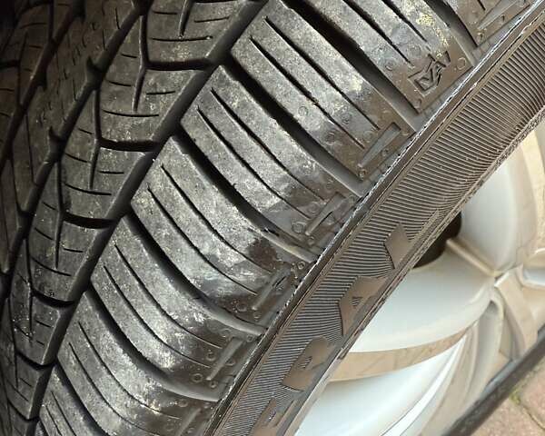 Красный Фольксваген Тигуан, объемом двигателя 1.98 л и пробегом 181 тыс. км за 13499 $, фото 84 на Automoto.ua