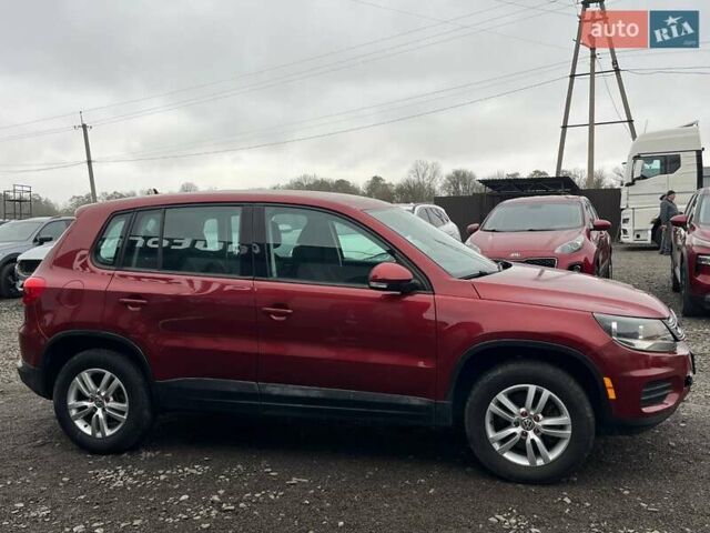 Червоний Фольксваген Тігуан, об'ємом двигуна 2 л та пробігом 142 тис. км за 7900 $, фото 4 на Automoto.ua