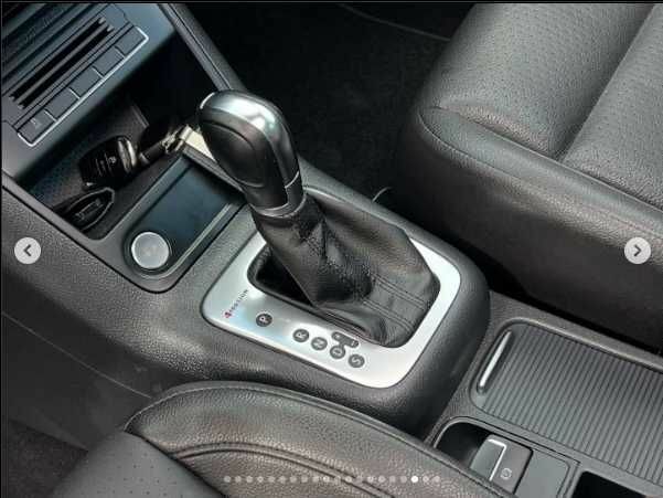 Красный Фольксваген Тигуан, объемом двигателя 2 л и пробегом 205 тыс. км за 12000 $, фото 17 на Automoto.ua