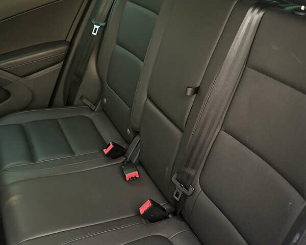 Красный Фольксваген Тигуан, объемом двигателя 0 л и пробегом 211 тыс. км за 13000 $, фото 17 на Automoto.ua