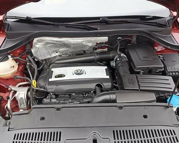 Фольксваген Тігуан 2015 у Буче на Automoto.ua Червоний Фольксваген Тігуан, об'ємом двигуна 1.98 л та пробігом 93 тис. км за 15200 $, фото 19 на Automoto.ua