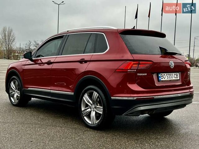 Красный Фольксваген Тигуан, объемом двигателя 1.98 л и пробегом 220 тыс. км за 19900 $, фото 6 на Automoto.ua