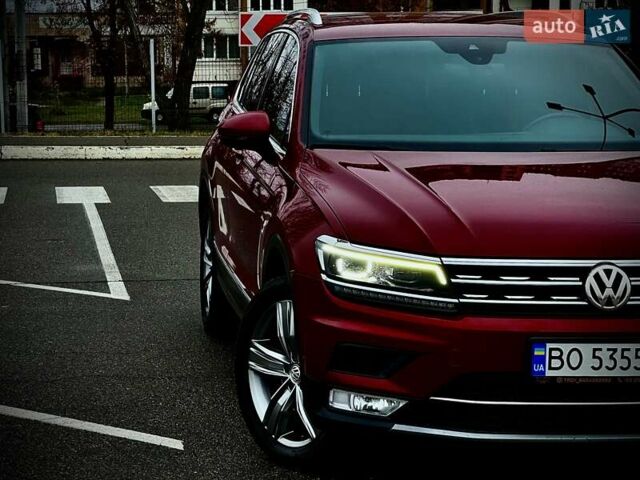 Красный Фольксваген Тигуан, объемом двигателя 1.98 л и пробегом 220 тыс. км за 19900 $, фото 25 на Automoto.ua