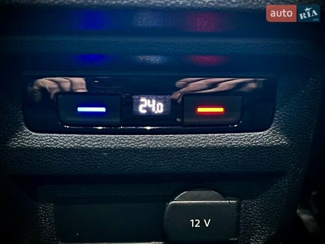 Красный Фольксваген Тигуан, объемом двигателя 1.98 л и пробегом 220 тыс. км за 19900 $, фото 43 на Automoto.ua