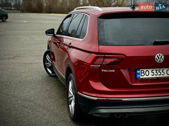 Красный Фольксваген Тигуан, объемом двигателя 1.98 л и пробегом 220 тыс. км за 19900 $, фото 19 на Automoto.ua