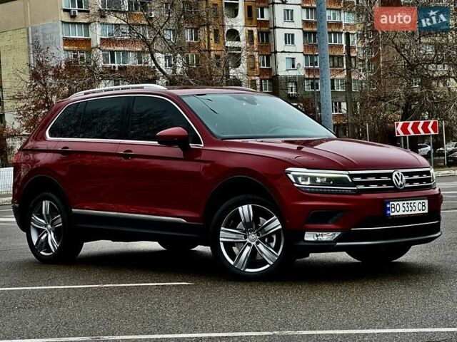 Красный Фольксваген Тигуан, объемом двигателя 1.98 л и пробегом 220 тыс. км за 19900 $, фото 21 на Automoto.ua