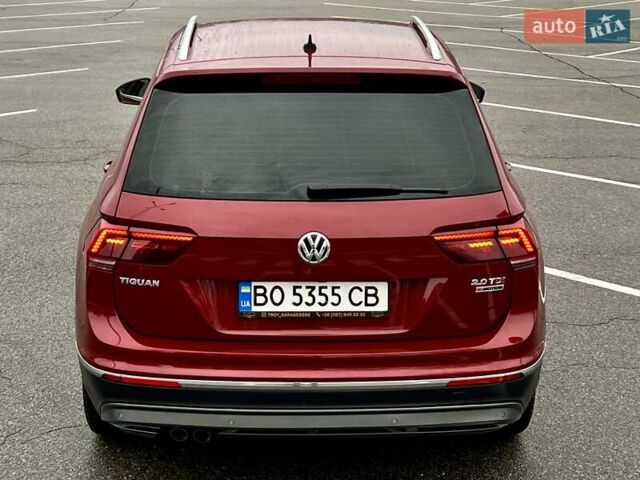 Красный Фольксваген Тигуан, объемом двигателя 1.98 л и пробегом 220 тыс. км за 19900 $, фото 7 на Automoto.ua