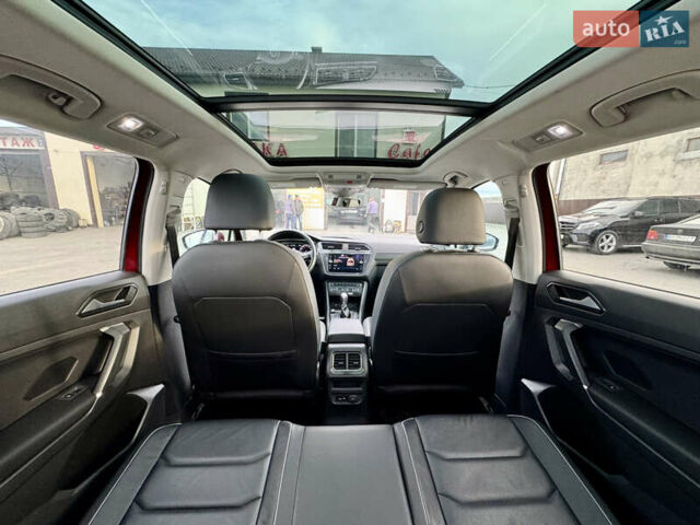 Красный Фольксваген Тигуан, объемом двигателя 2 л и пробегом 52 тыс. км за 22900 $, фото 19 на Automoto.ua