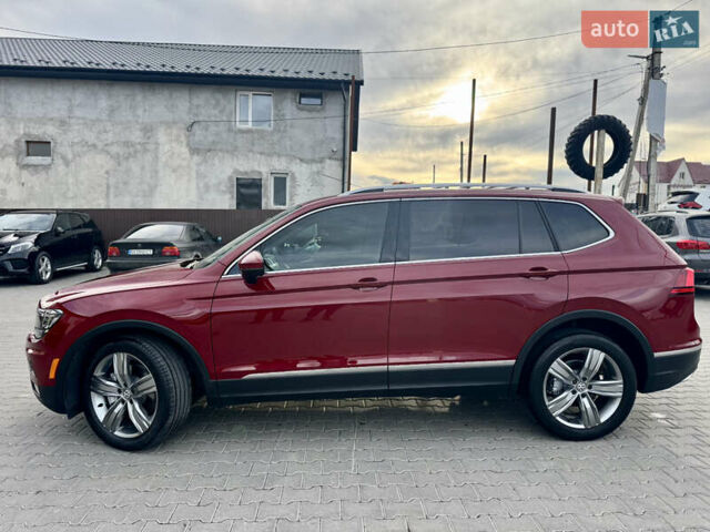 Красный Фольксваген Тигуан, объемом двигателя 2 л и пробегом 52 тыс. км за 22900 $, фото 4 на Automoto.ua