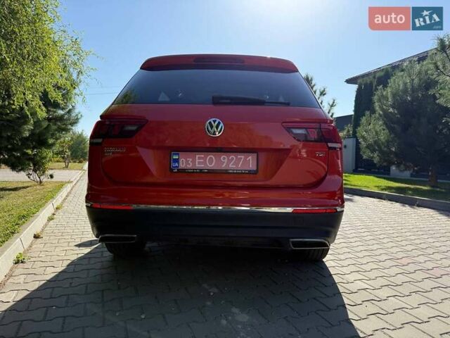 Червоний Фольксваген Тігуан, об'ємом двигуна 2 л та пробігом 133 тис. км за 26400 $, фото 5 на Automoto.ua