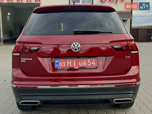 Красный Фольксваген Тигуан, объемом двигателя 2 л и пробегом 52 тыс. км за 22900 $, фото 2 на Automoto.ua