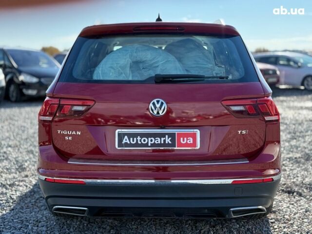 Красный Фольксваген Тигуан, объемом двигателя 2 л и пробегом 70 тыс. км за 17490 $, фото 6 на Automoto.ua
