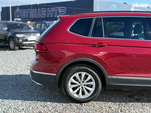 Красный Фольксваген Тигуан, объемом двигателя 2 л и пробегом 70 тыс. км за 17490 $, фото 9 на Automoto.ua
