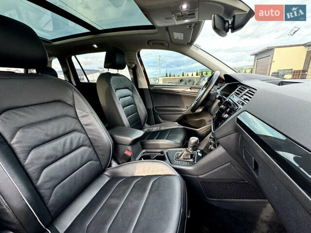 Красный Фольксваген Тигуан, объемом двигателя 2 л и пробегом 52 тыс. км за 22900 $, фото 12 на Automoto.ua