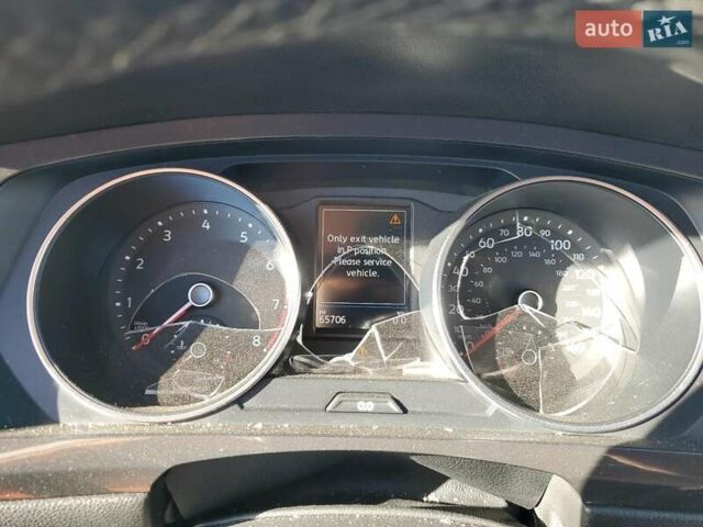 Червоний Фольксваген Тігуан, об'ємом двигуна 1.98 л та пробігом 105 тис. км за 10000 $, фото 12 на Automoto.ua