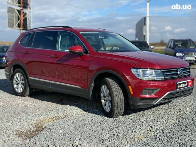 Красный Фольксваген Тигуан, объемом двигателя 2 л и пробегом 70 тыс. км за 17490 $, фото 11 на Automoto.ua
