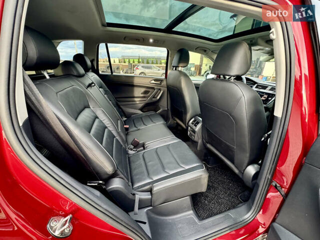 Красный Фольксваген Тигуан, объемом двигателя 2 л и пробегом 52 тыс. км за 22900 $, фото 18 на Automoto.ua