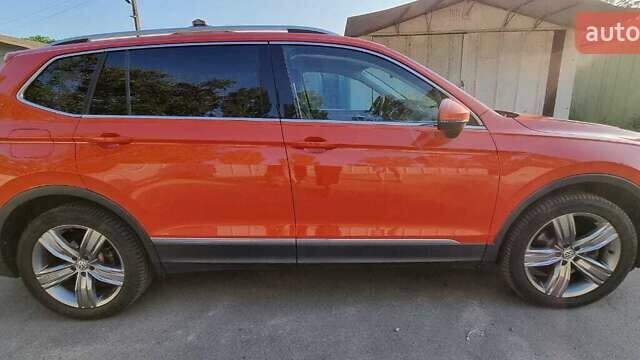 Красный Фольксваген Тигуан, объемом двигателя 1.98 л и пробегом 65 тыс. км за 23500 $, фото 16 на Automoto.ua
