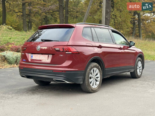 Красный Фольксваген Тигуан, объемом двигателя 2 л и пробегом 156 тыс. км за 16700 $, фото 34 на Automoto.ua