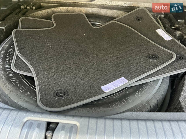 Красный Фольксваген Тигуан, объемом двигателя 1.98 л и пробегом 110 тыс. км за 26199 $, фото 18 на Automoto.ua